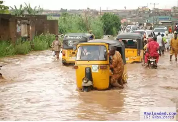 See the state of Aburo road after a heavy downfall